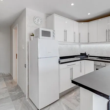 Altamira 아파트 아데제